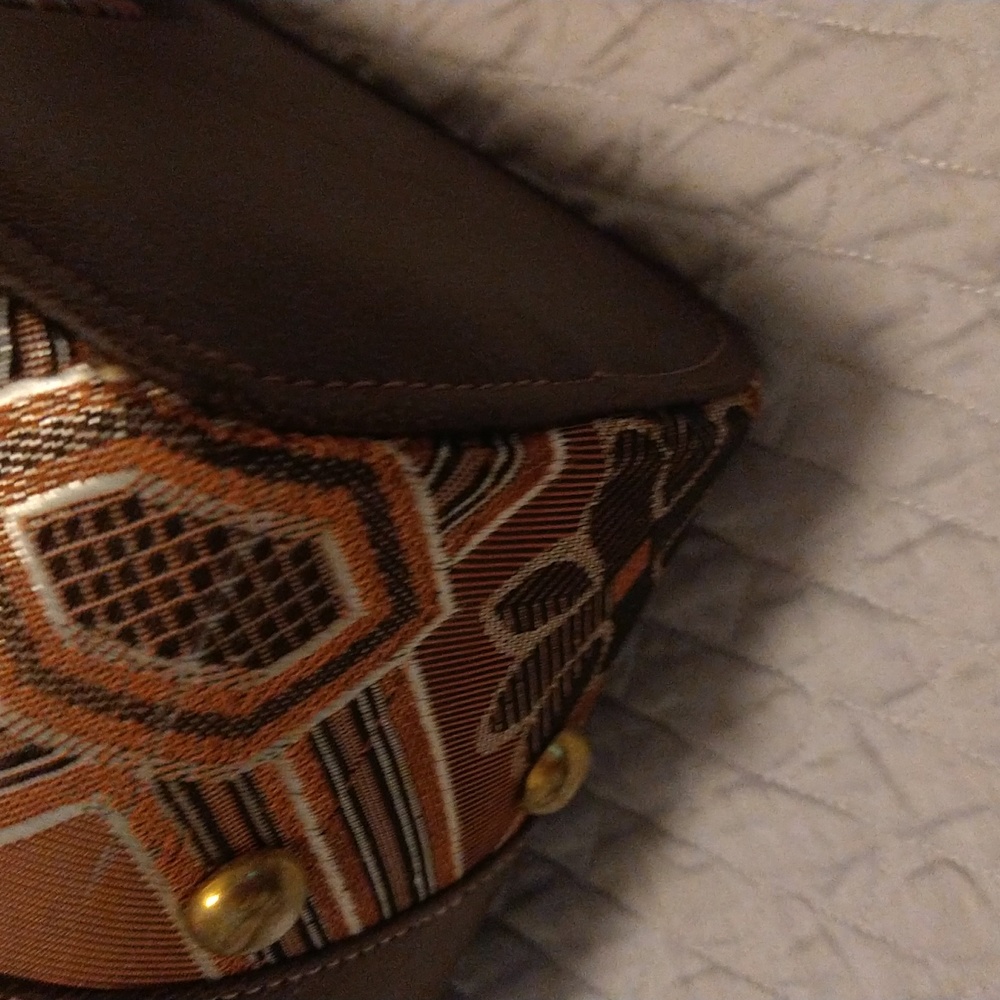 Nwot Large Brown Casual Thread Designer Inspired … - image 4